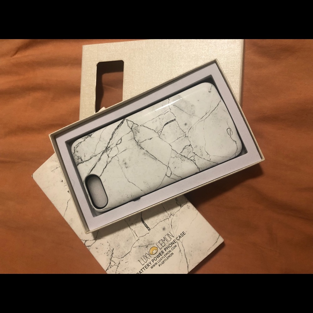 Luxy lemon lemon charging case